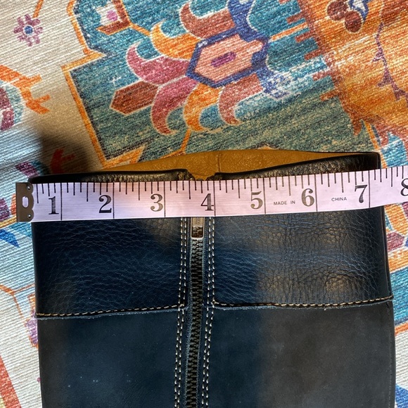 BORN BLACK LEATHER KNEE HIGH WOMEN BOOTS SIZE 9.5 - Picture 12 of 13